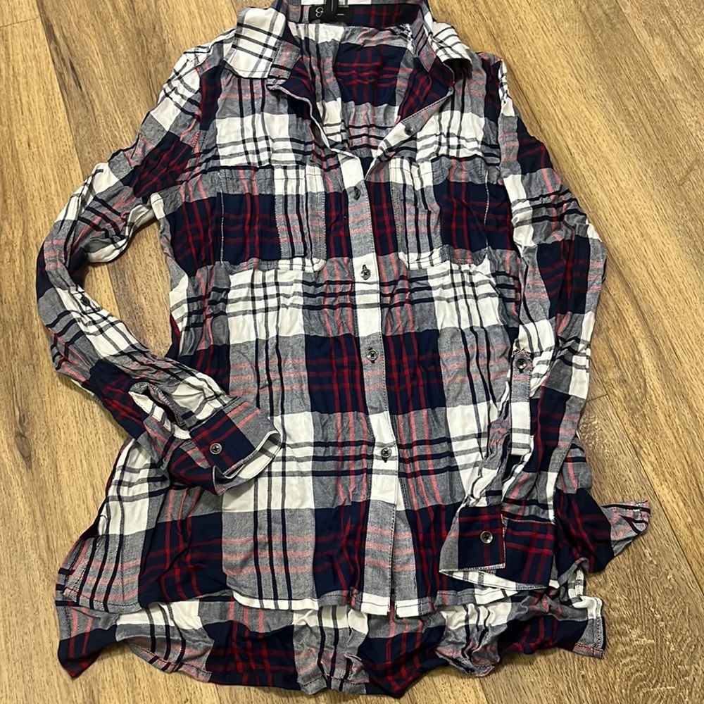 🟤Jessica Simpson size small plaid button down. With tags.